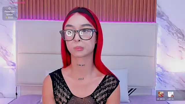_bella_rossee_ live cam on StripChat