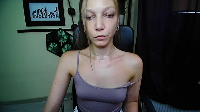 EmillyPlay webcam
