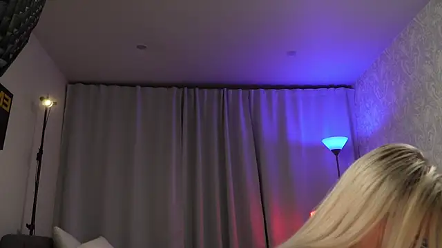 Good_Barbie live cam on StripChat