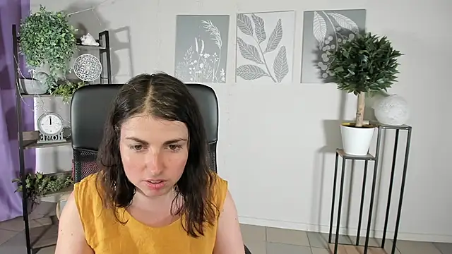 MartaEdams webcam
