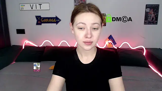 AmourLily live cam on StripChat