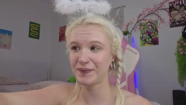 Mia_WaterFall webcam