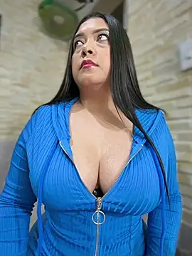 cami_ortiz__ webcam