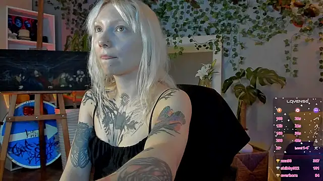 tattoo_art_baby live cam on StripChat