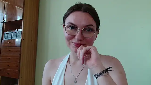 LooveELLYx webcam