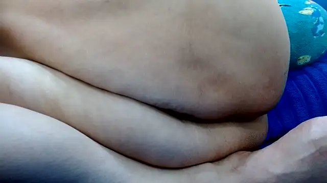 thebesthairypussy2 webcam