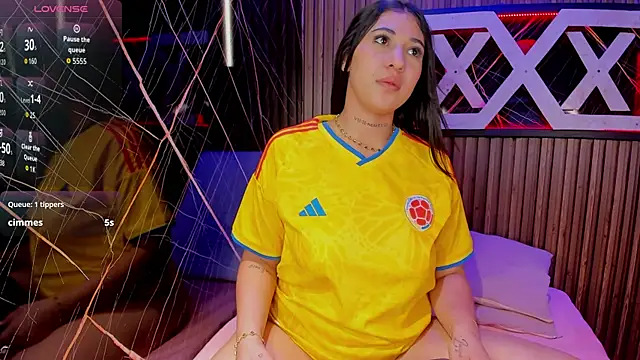 Miah_Palacio live cam on StripChat