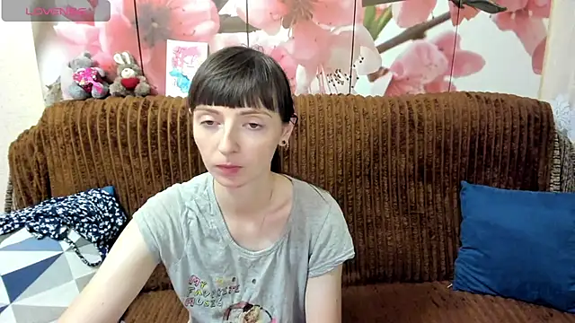 TayanaJons webcam