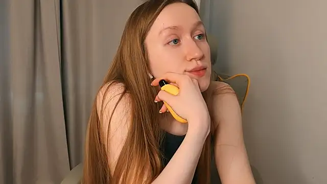 mowalova live cam on StripChat
