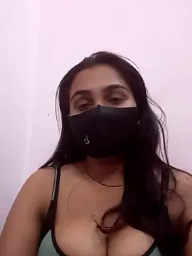 TRISHA0404 webcam