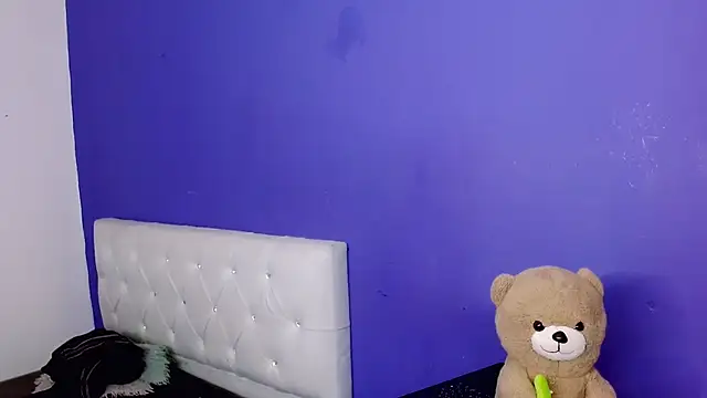 angel_foxc13 (M twink) - Happy Happy Angel..!!😜🎉