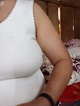 Agnes-baby live cam on StripChat