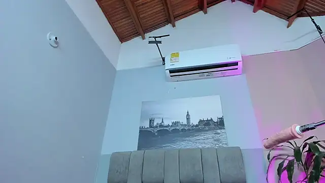 valery_rivers webcam