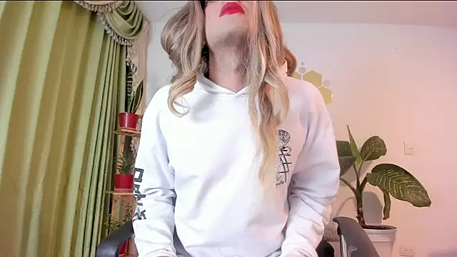 LukaCastillo live sex cam