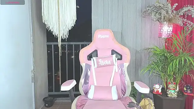 Queen_Morena webcam