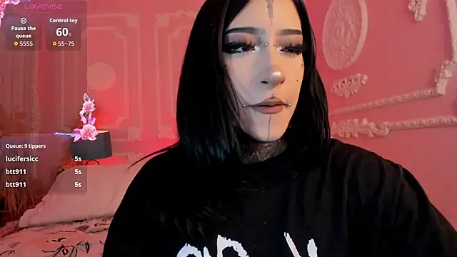 Kat_VonDe webcam