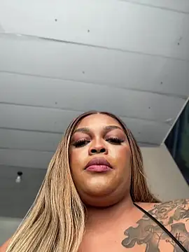 Watch Iam-Sharifa live on EroticFlix - High definition streams