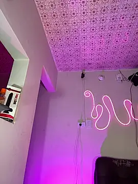 violeta_E_ live sex cam