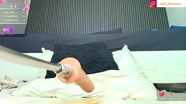 april_jhonsson webcam