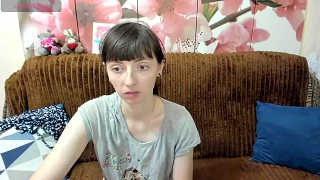 TayanaJons webcam