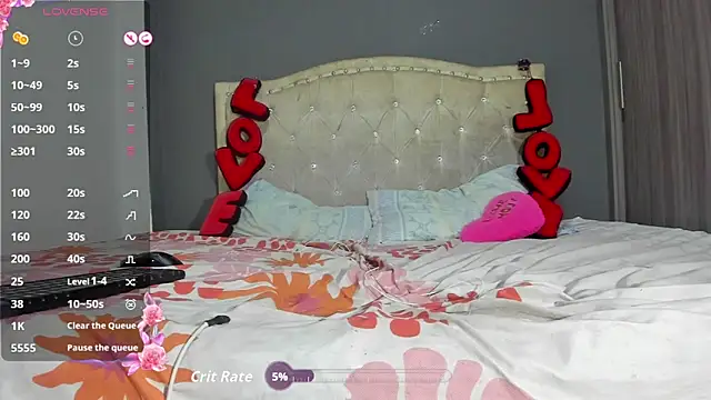 kattita_uwu webcam