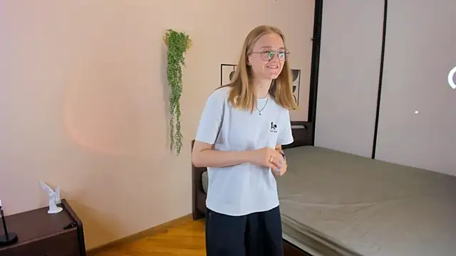FemMantis webcam