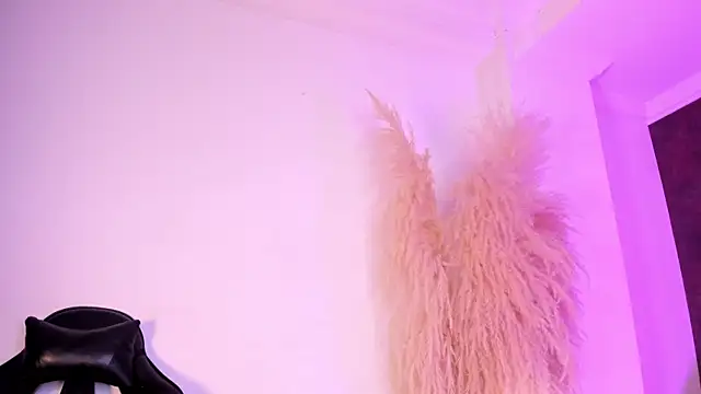CristineRainn_