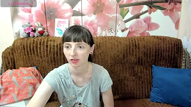 TayanaJons webcam
