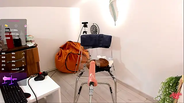KarlaHartley webcam