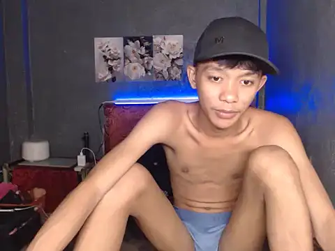 Innocentfucker webcam