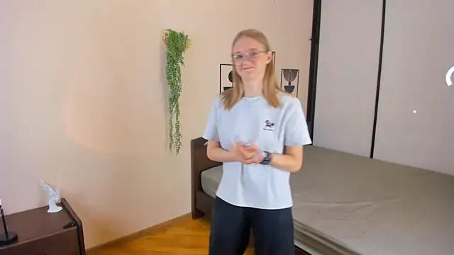 FemMantis webcam