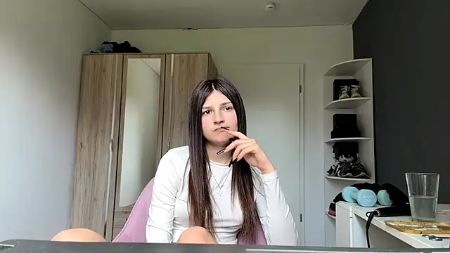SpanishRooter webcam