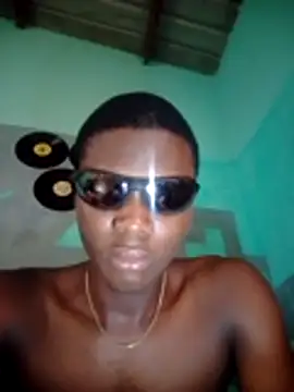 Bathman228 webcam