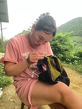 Suki-love live cam on StripChat