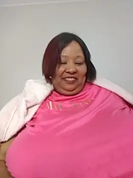 nancy111 (F milf) - Make me squit and cum on my toy