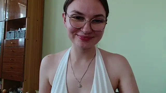 looveellyx - LooveELLYx's free webcam - UK Sex Cams