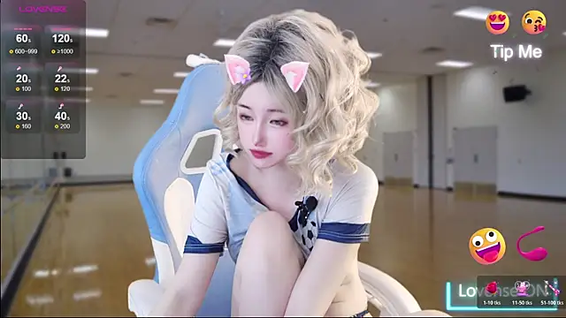 AureliaDoll webcam