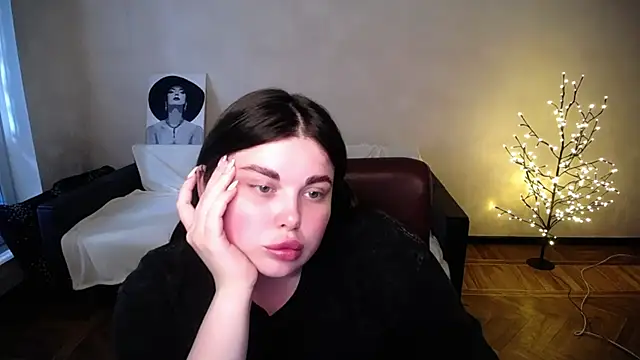 Emily_Mo webcam