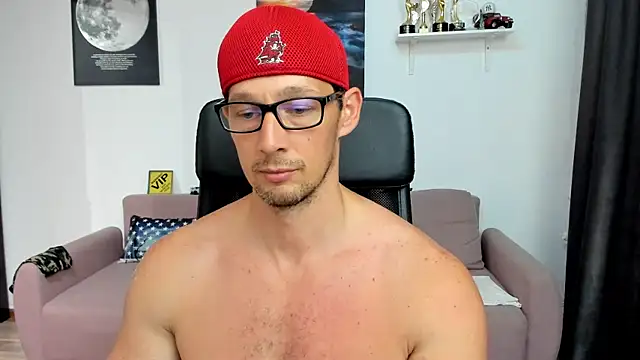BrutusK08 webcam