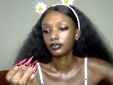 mavelous_mia webcam