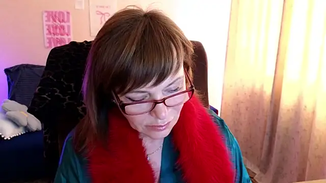 Miss_Moren webcam