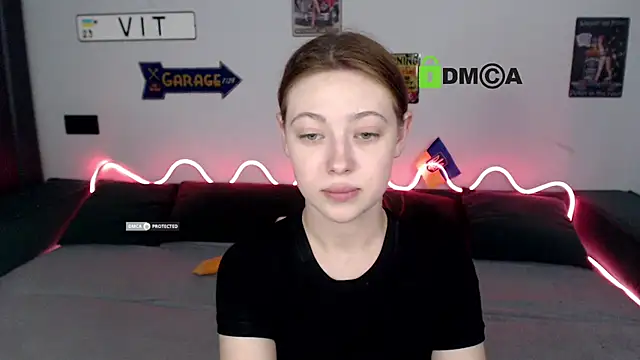 AmourLily webcam