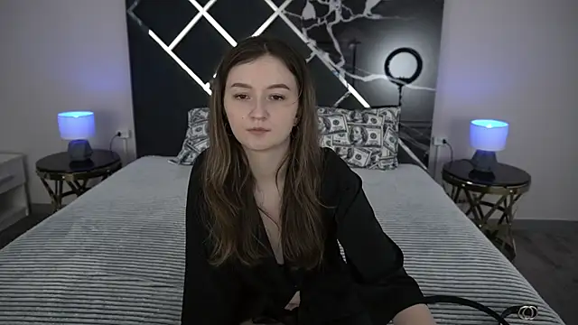 CyrenaLuxe webcam