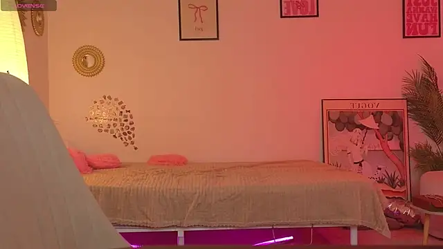 casey_robbinss webcam