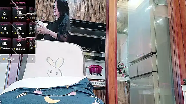 nuanuanbaobei webcam