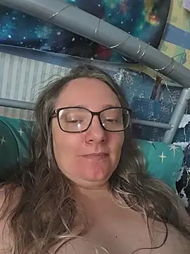 Izzylove47 webcam