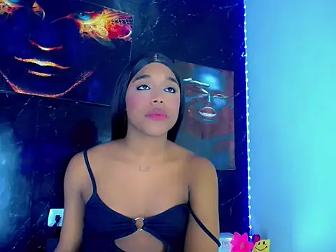 SaramyBigcock webcam