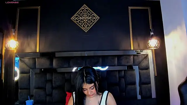 Aniajoness_ webcam