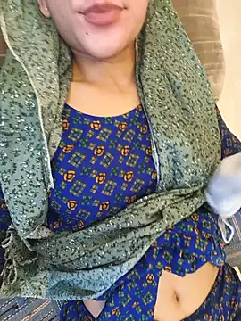 zoya_baby_ webcam