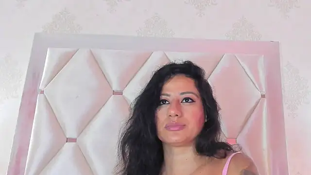 SeleneCarter live cam on StripChat